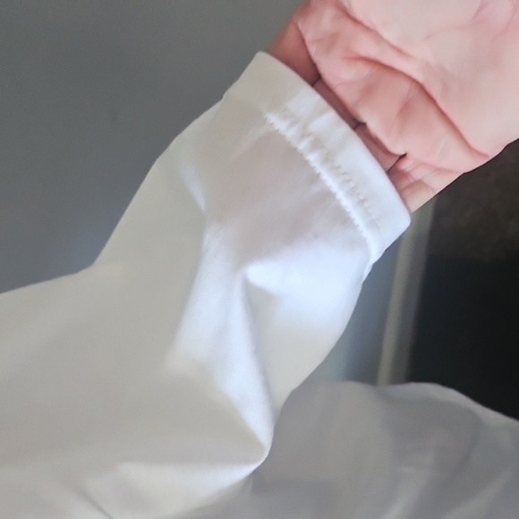 Gildan Lightweight White Tee with Red and Yellow KC Chiefs Graphics - Picture 6 of 11